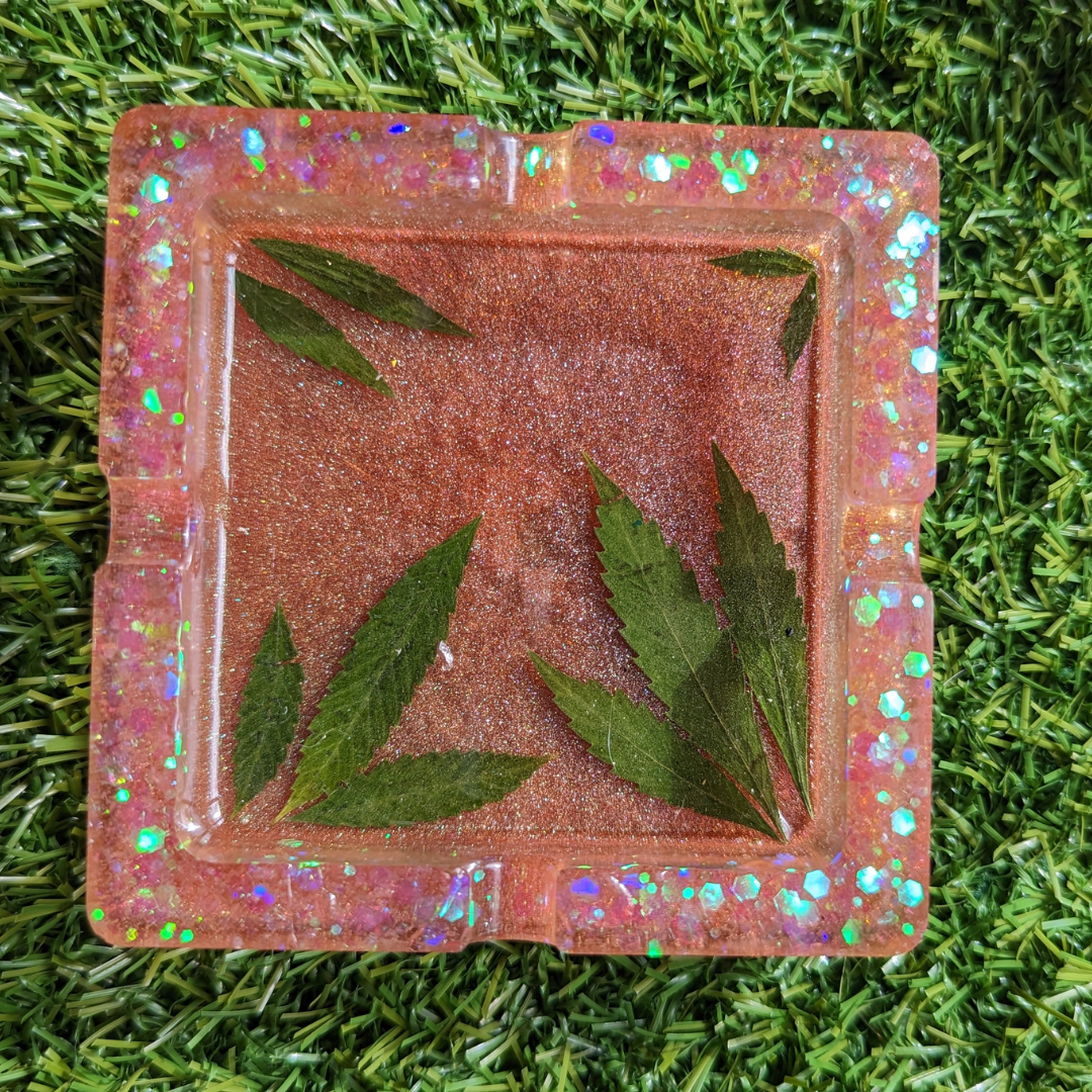 leaf ash tray