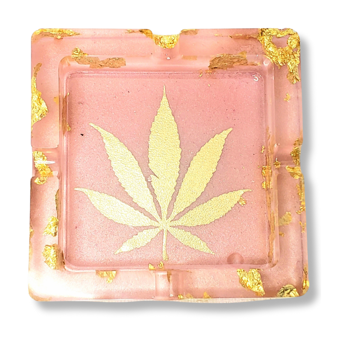 weed leaf ash tray